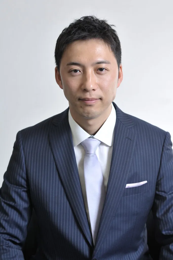 橋本 英治 氏
