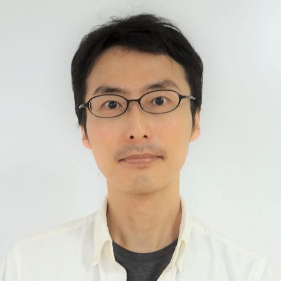 岡島 康憲氏