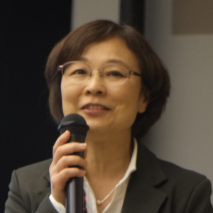 宮地惠美 氏