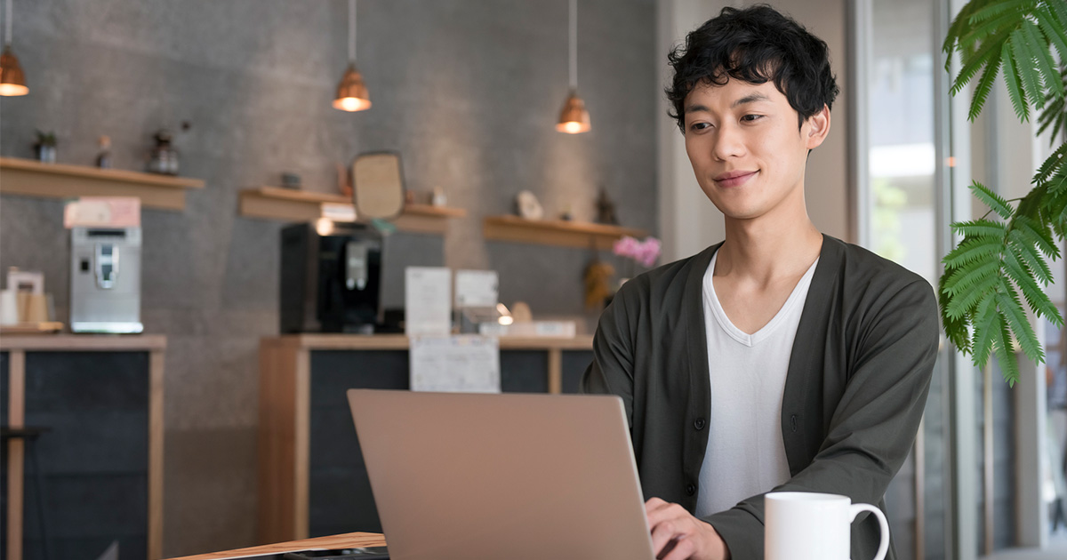 起業と副業の違い｜会社員が独立する前に知っておくべきこと