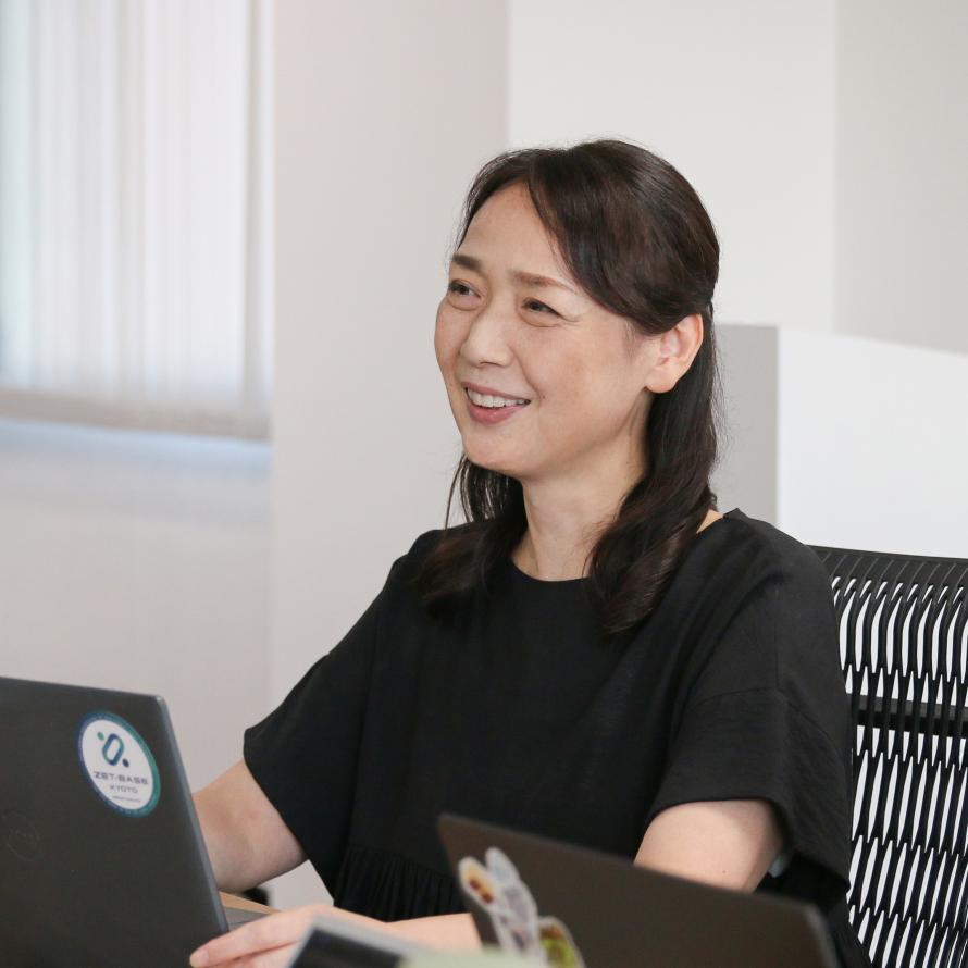 笠島 陽子 氏