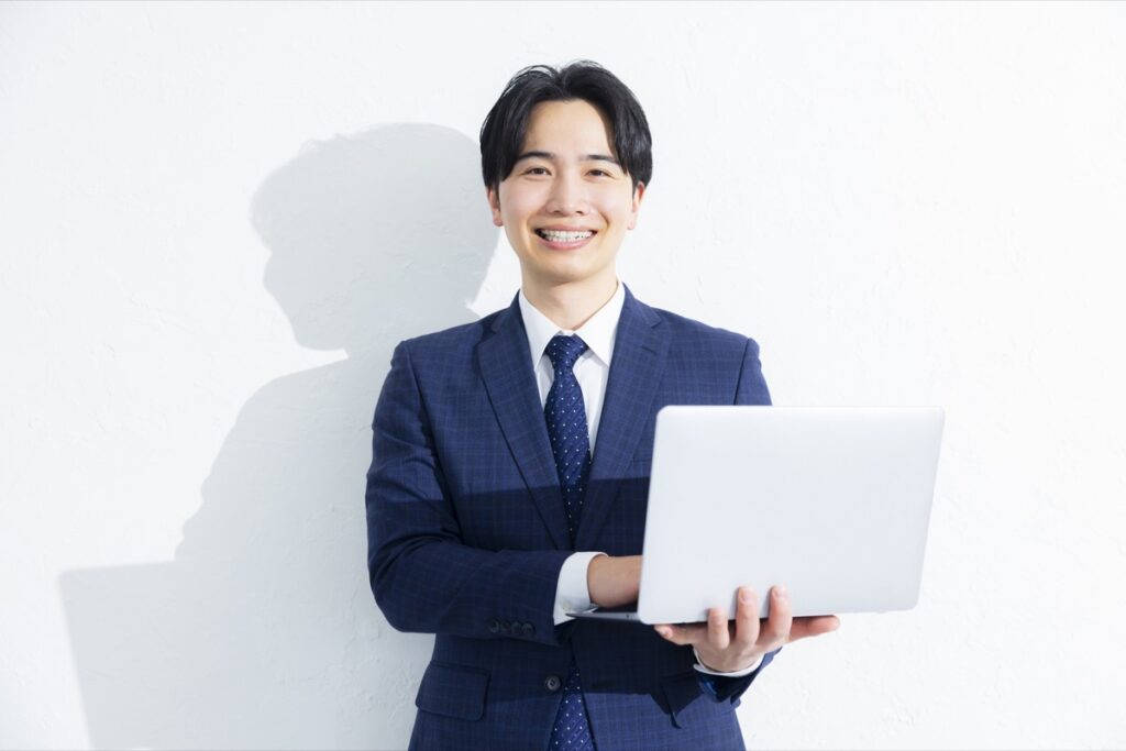 まとめ：無料土台＋少額の有料施策で自社に合う「型」を育てる